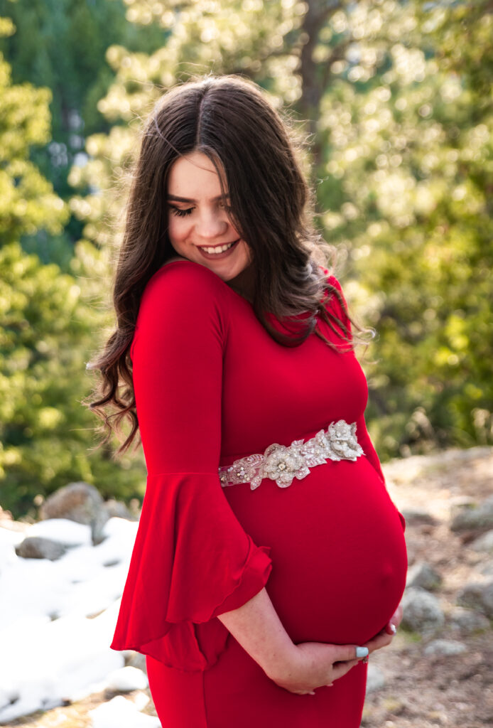 Red pregnancy dress - Longmont Colorado pregnancy photographer