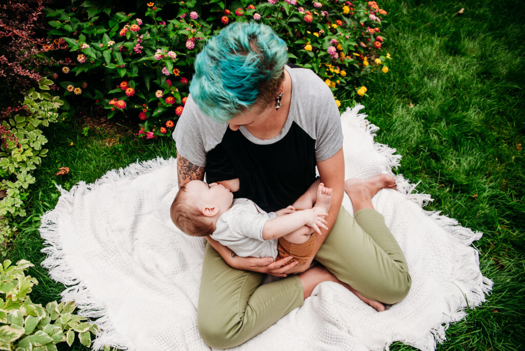The Callahan House Longmont Colorado garden breastfeeding photo
