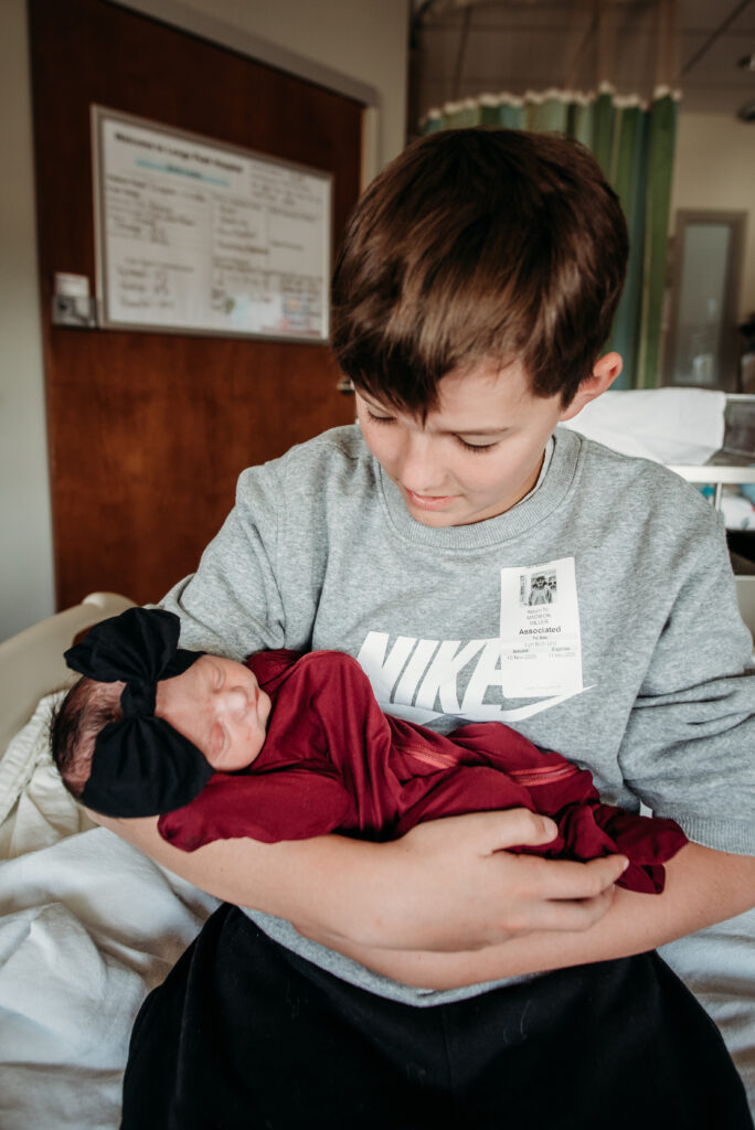 In hospital newborn photographer